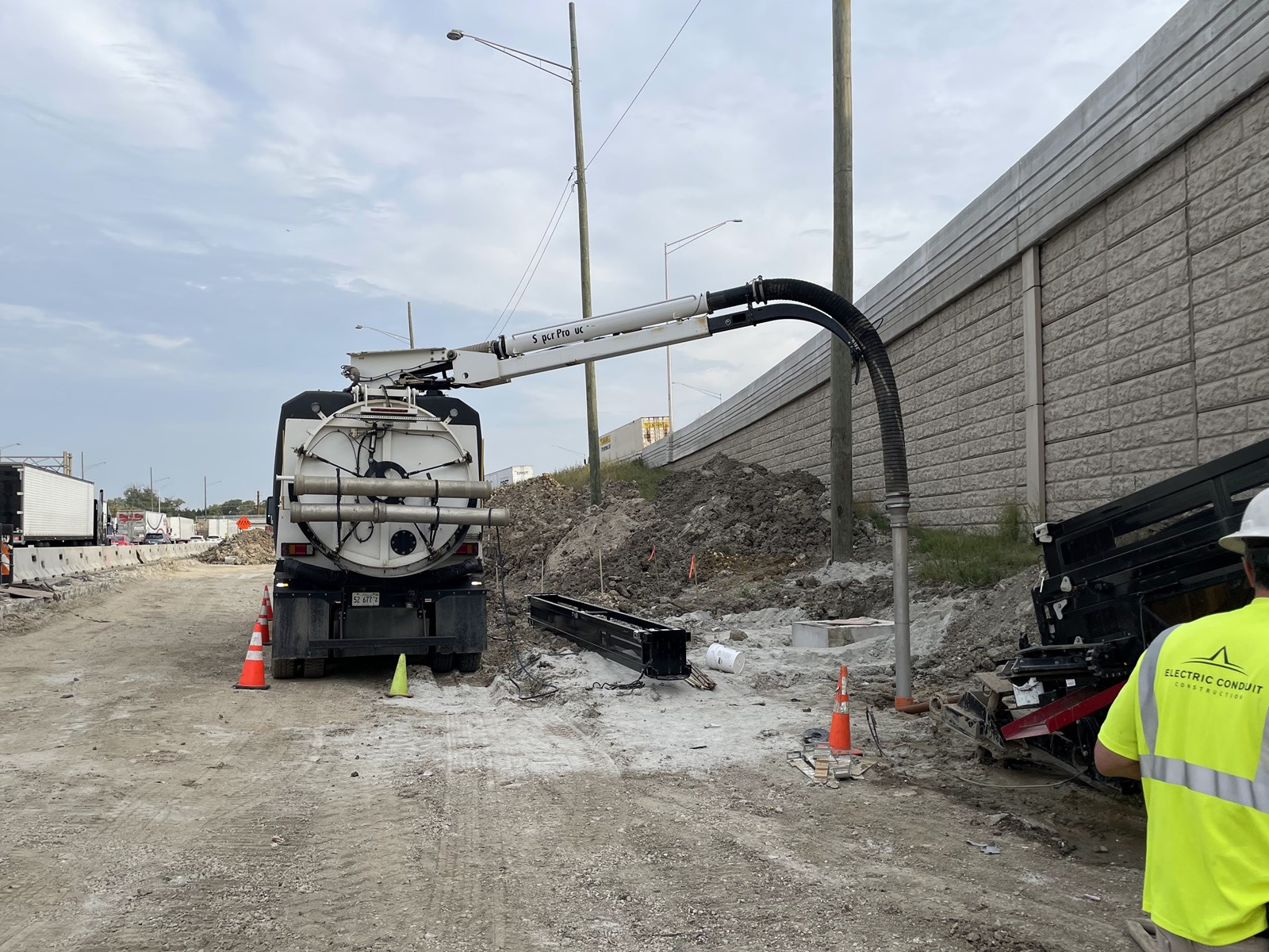 HDD Helps Build an Intelligent Highway | Electric Conduit Construction